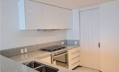 DEPARTAMENTO AMUEBLADO PISO 9 EN RENTA EN MIRA DIAMANTE QUERETARO GIH