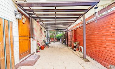 Casa Zona Residencial con Ubicacion Principal