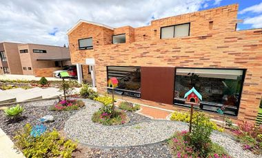 VENTA de CASAS en CAJICA