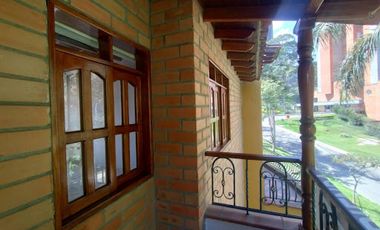 ARRIENDO de CASA RESIDENCIAL en SABANETA
