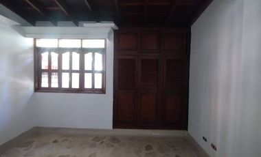 ARRIENDO de CASA RESIDENCIAL en SABANETA