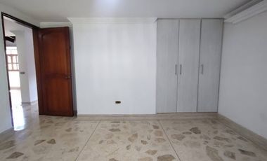 ARRIENDO de CASA RESIDENCIAL en SABANETA
