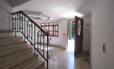 ARRIENDO de CASA RESIDENCIAL en SABANETA