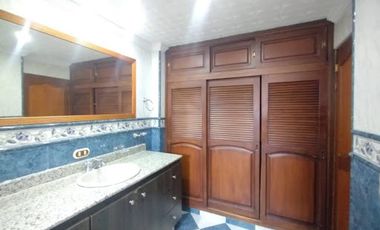 ARRIENDO de CASA RESIDENCIAL en SABANETA