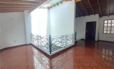 ARRIENDO de CASA RESIDENCIAL en SABANETA