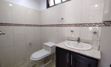 ARRIENDO de CASA RESIDENCIAL en SABANETA