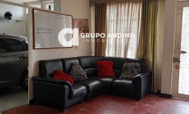 Arriendo/Venta de CASA COMERCIAL en BUCARAMANGA