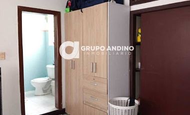 Arriendo/Venta de CASA COMERCIAL en BUCARAMANGA