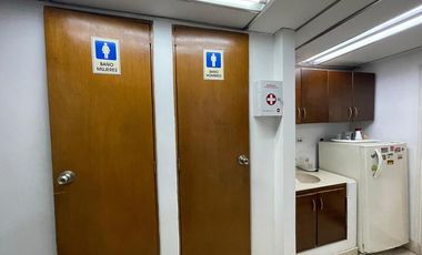 OFICINA EN VENTA UBICADA EN MEDELLÍN SECTOR LAURELES