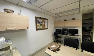 OFICINA EN VENTA UBICADA EN MEDELLÍN SECTOR LAURELES