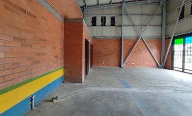 LOCAL EN ARRIENDO EN LA HERMOSA/SANTA ROSA