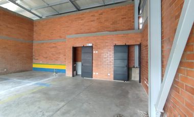 LOCAL EN ARRIENDO EN LA HERMOSA/SANTA ROSA