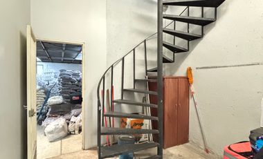 BODEGA EN RENTA O EN VENTA EN PORTALES NORTE