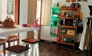 Casas en venta - 6 Dormitorios 3 Baños - Chacabuco