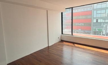 RENTA DE OFICINA EN SATELITE