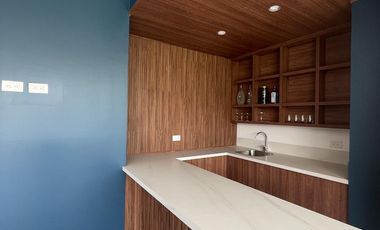 Venta suite con terraza exclusiva en Cumbayá, cerca de todo. SC