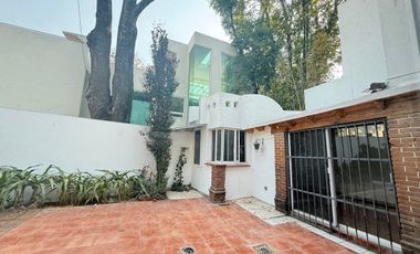 VENTA DE CASA COLONIAL EN COYOACÁN