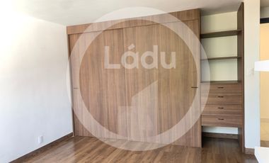 VENTA Residencia en Lomas de las Palmas