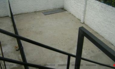 Casa en venta - 2 Dormitorios 1 Baño - Luis Guillón