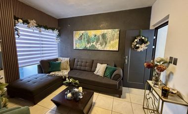 CASA EN VENTA EN COL. PEDREGAL LA HUASTECA, SANTA CATARINA, N.L.