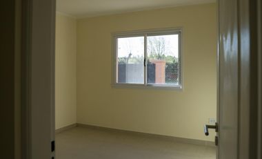 Casa a estrenar cerca del parque municipal