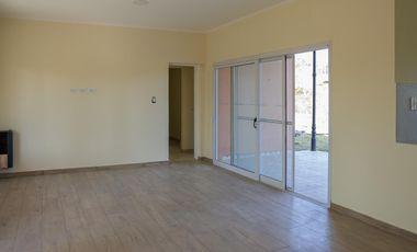 Casa a estrenar cerca del parque municipal