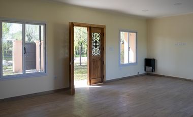 Casa a estrenar cerca del parque municipal