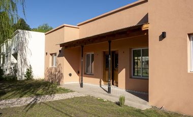 Casa a estrenar cerca del parque municipal