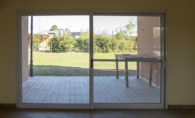 Casa a estrenar cerca del parque municipal