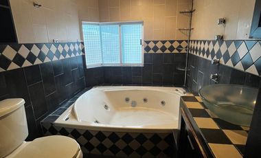 Casa en renta en Bosques de Lago RBL607