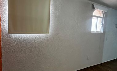 Casa en renta en Bosques de Lago RBL607