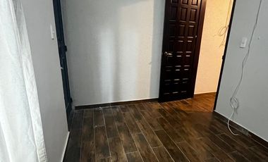 Casa en renta en Bosques de Lago RBL607