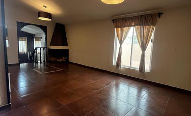 Casa en renta en Bosques de Lago RBL607