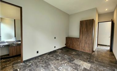 CASA EN RENTA EN AVNDARO VALLE DE BRAVO