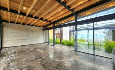 CASA EN RENTA EN AVNDARO VALLE DE BRAVO