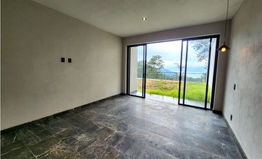 CASA EN RENTA EN AVNDARO VALLE DE BRAVO