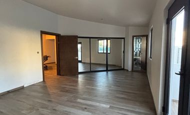 Venta Casa Lomas de Agua Caliente