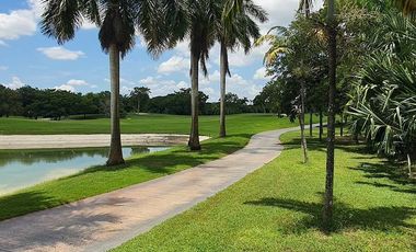 CASA EN VENTA MERIDA, YUCATAN COUNTRY CLUB, FRENTE A CAMPO DE GOLF Y LAGO, LISTA