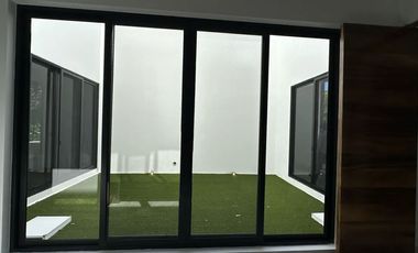 CASA EN VENTA MERIDA, YUCATAN COUNTRY CLUB, FRENTE A CAMPO DE GOLF Y LAGO, LISTA