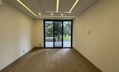 CASA EN VENTA MERIDA, YUCATAN COUNTRY CLUB, FRENTE A CAMPO DE GOLF Y LAGO, LISTA