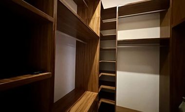 CASA EN VENTA MERIDA, YUCATAN COUNTRY CLUB, FRENTE A CAMPO DE GOLF Y LAGO, LISTA