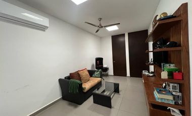 CASA EN VENTA MERIDA, CHOLUL, PRIVADA SAN JOSE TULIPANES, ENTREGA INMEDIATA.