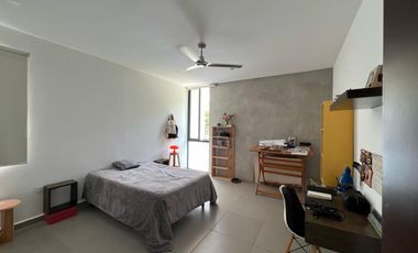 CASA EN VENTA MERIDA, CHOLUL, PRIVADA SAN JOSE TULIPANES, ENTREGA INMEDIATA.