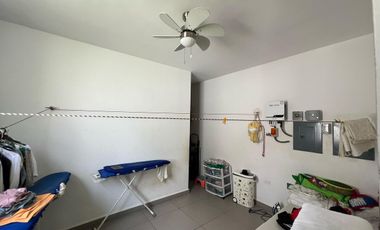 CASA EN VENTA MERIDA, CHOLUL, PRIVADA SAN JOSE TULIPANES, ENTREGA INMEDIATA.