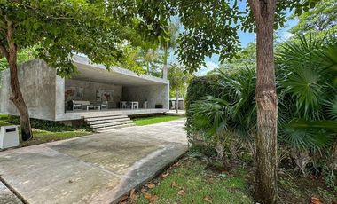 CASA EN VENTA MERIDA, CHOLUL, PRIVADA SAN JOSE TULIPANES, ENTREGA INMEDIATA.