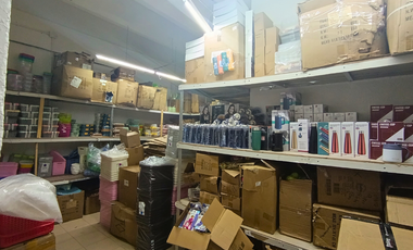 Local comercial en traspaso. Tacuba 74B, Centro Histórico, CDMX