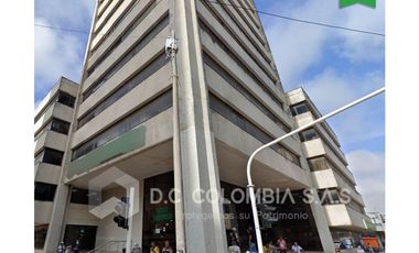 PISO 1 EN ARRIENDO EN EDIFICIO BANCO POPULAR EN CENTRO BQUILLA