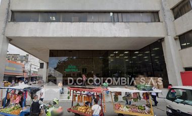 PISO 1 EN ARRIENDO EN EDIFICIO BANCO POPULAR EN CENTRO BQUILLA