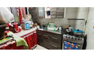 Casa urbana de 98,60 M2 en 260 mill negociables en La Mesa Cund