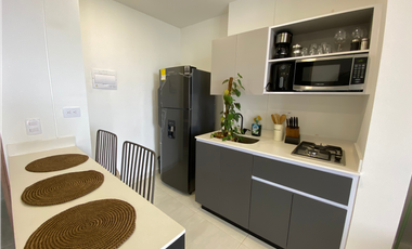 SE VENDE APARTA SUITE  EN CERRITOS